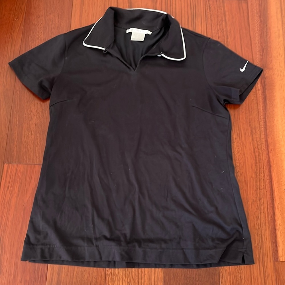 Nike black golf shirt size M